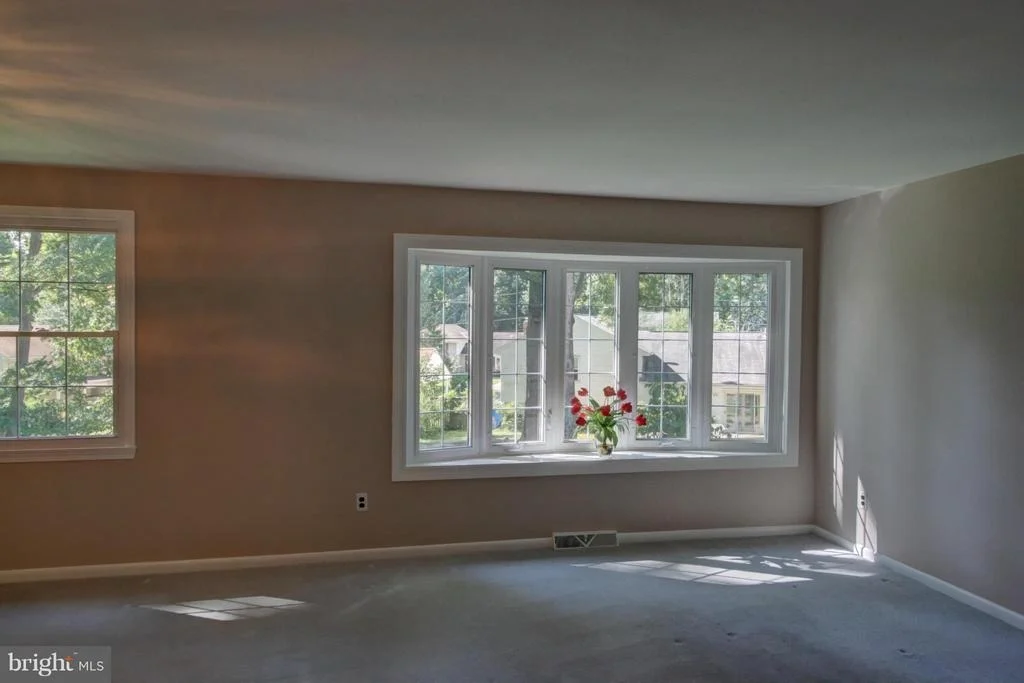 Photo of 16101 ROBLYNN COURT