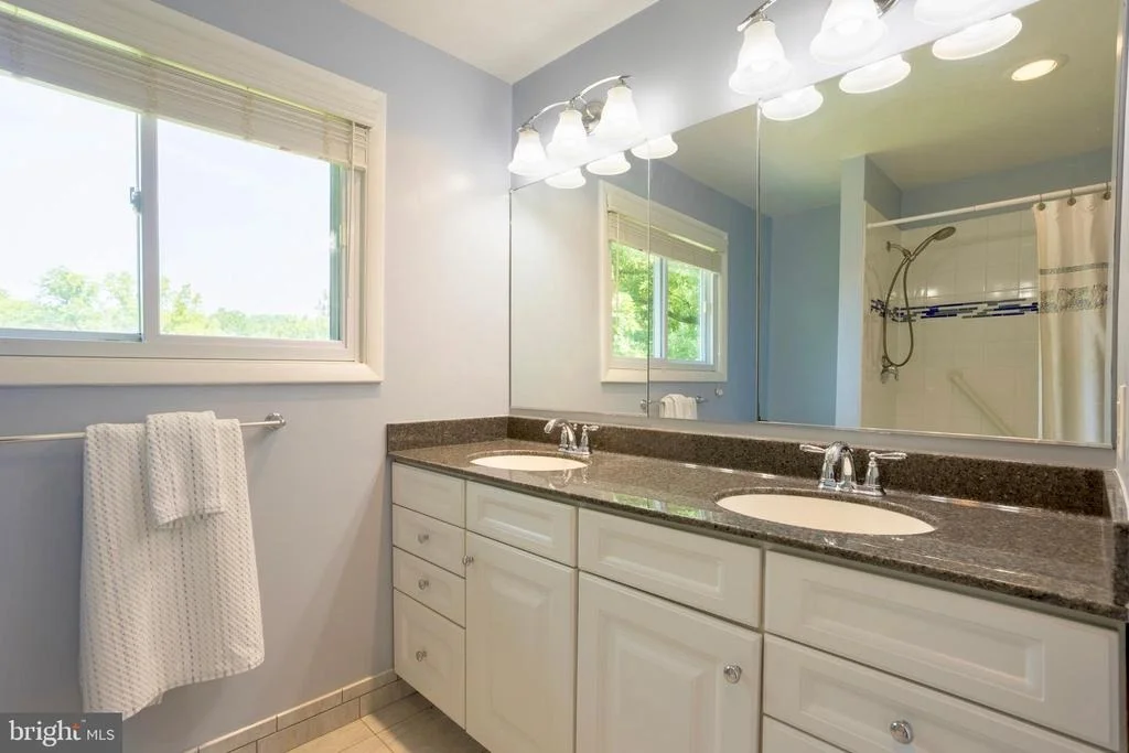 Photo of 2400 SUGARCONE ROAD