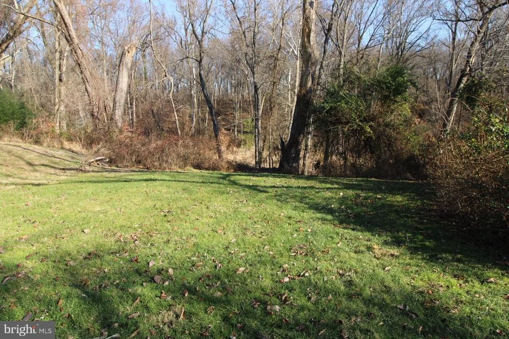 Photo of 1222 DOWNS DRIVE