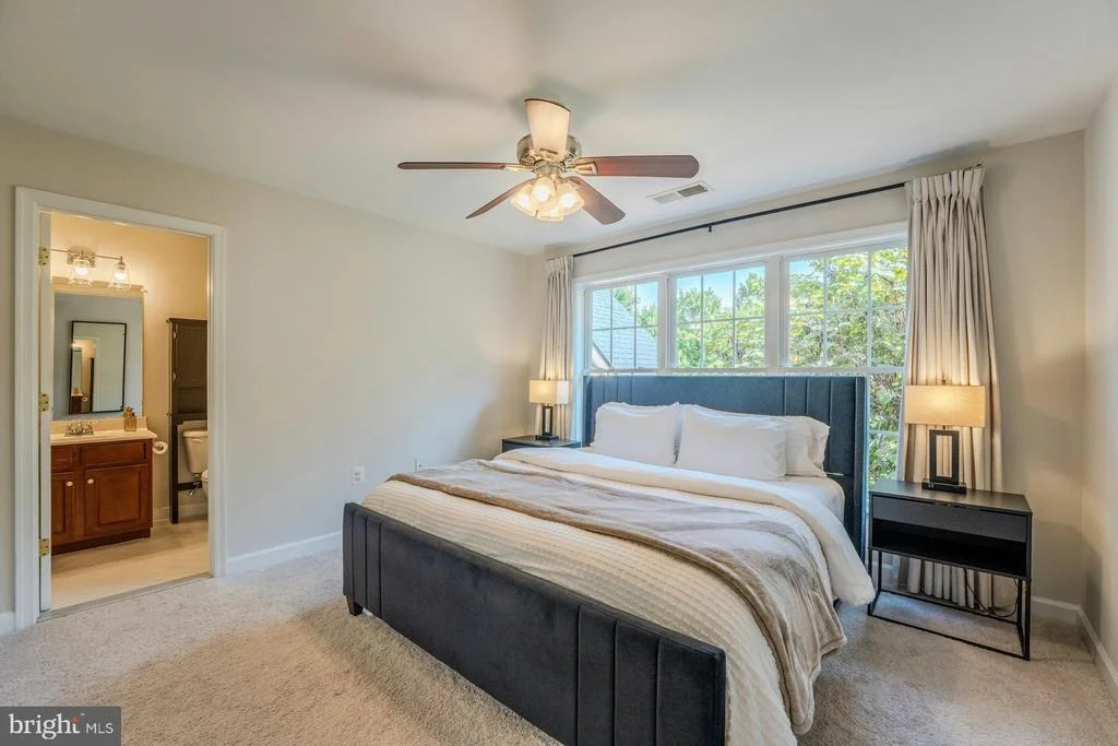 Photo of 17301 ROUNDMONT PLACE