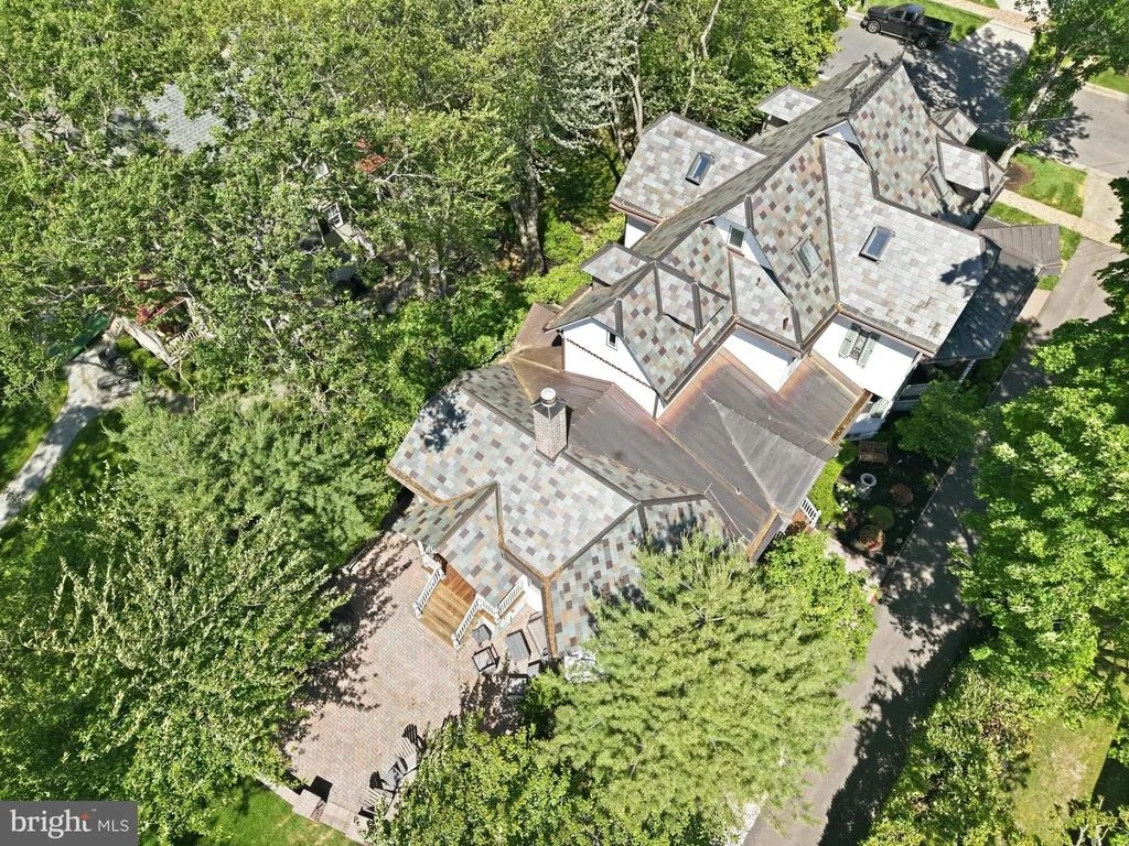 Photo of 406 WASHINGTON AVENUE