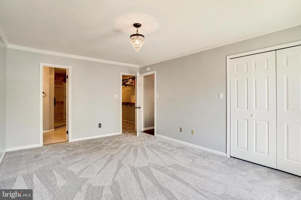 Photo of 9813 MAINSAIL DRIVE