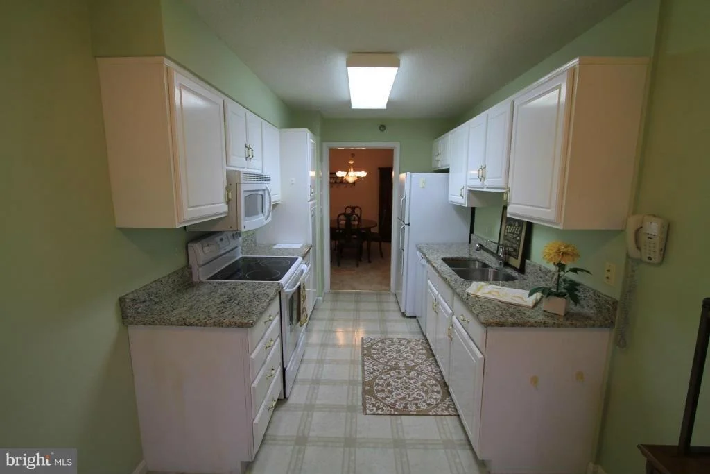 Photo of Unit 408 at 14801 PENNFIELD CIRCLE