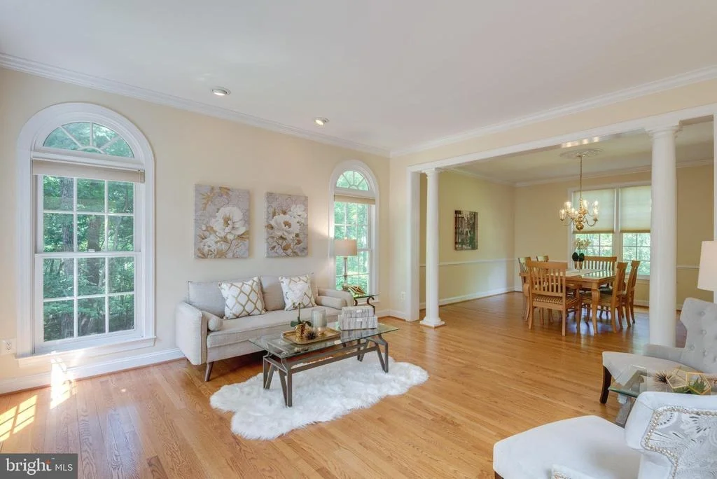 Photo of 12104 WALNUT BRANCH ROAD