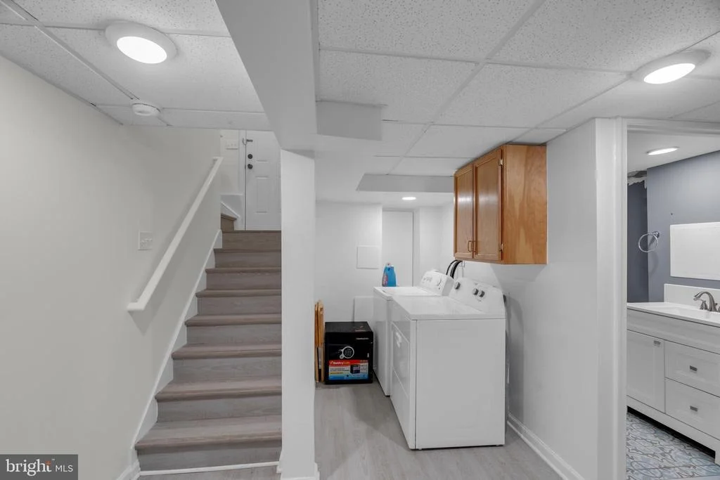 Photo of 4320 IVY GLEN ROAD