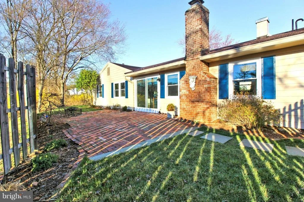 Photo of 13800 BEACON HOLLOW LANE