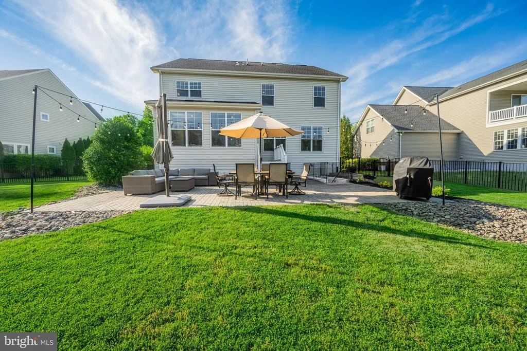 Photo of 2419 MACALLISTER LANE