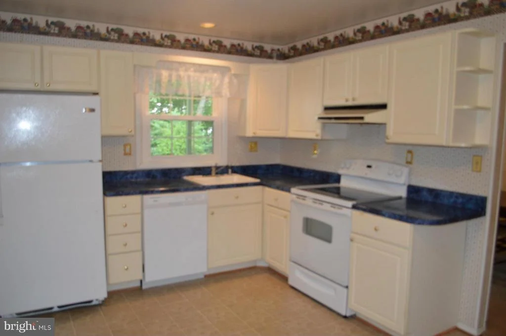 Photo of 2318 SILVER WAY