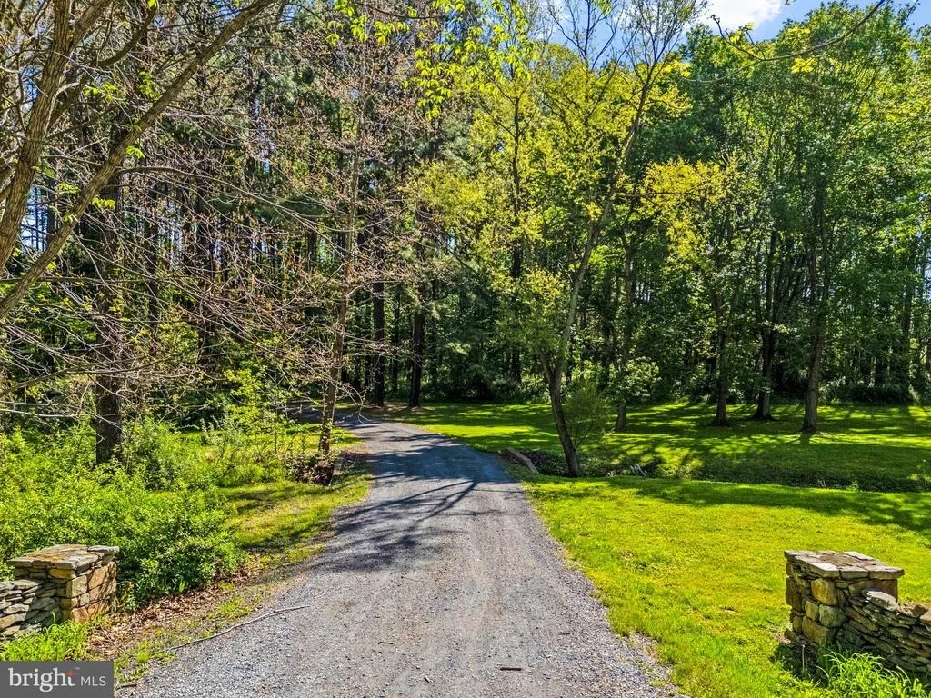 Photo of 3079 HALFWAY ROAD