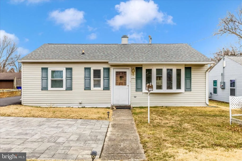 Photo of 502 MILITARY ROAD