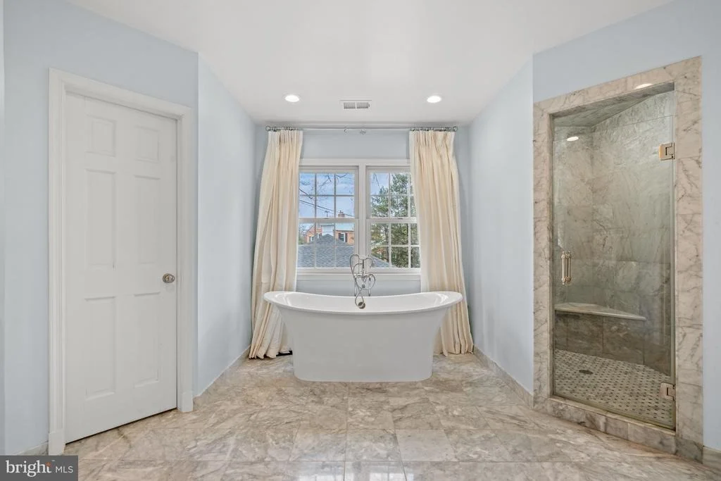 Photo of 7722 BROOKVILLE ROAD