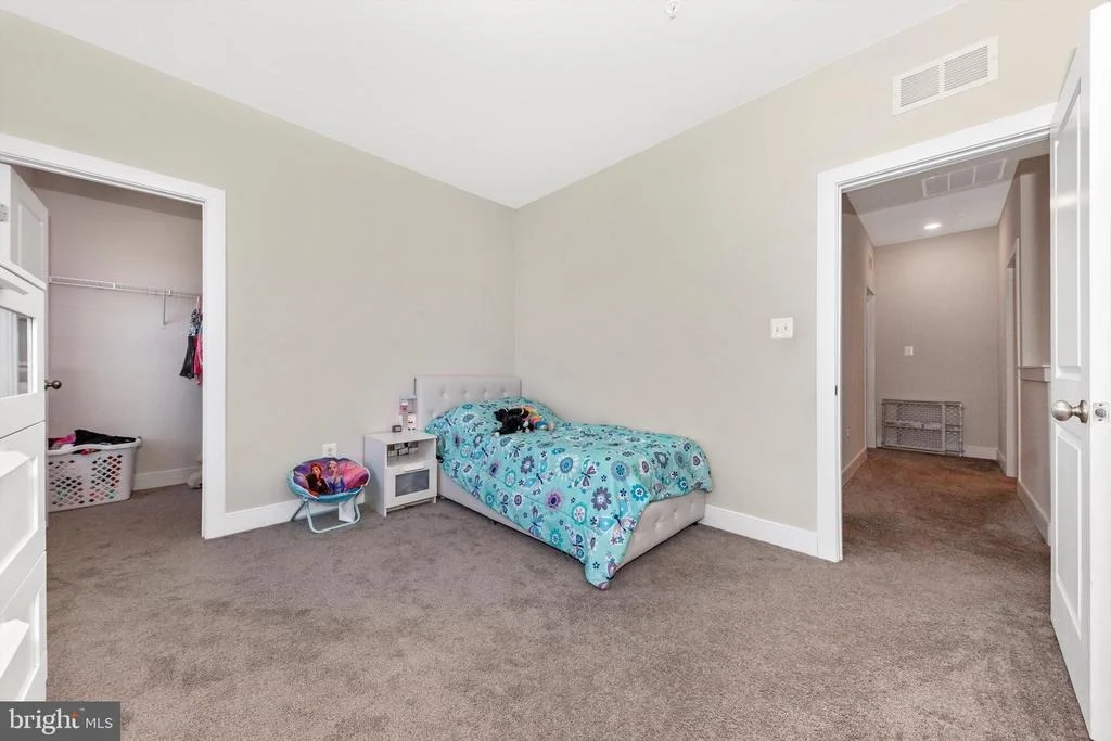 Photo of 1807 FAIRWAY LANE