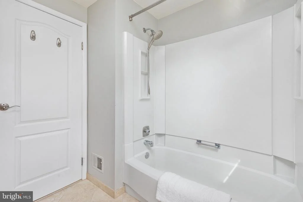 Photo of 12805 GATEPOST COURT