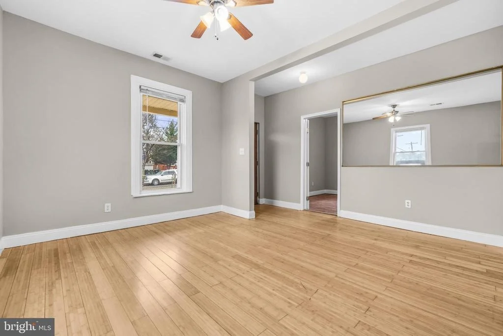 Photo of 809 EASTERN AVENUE