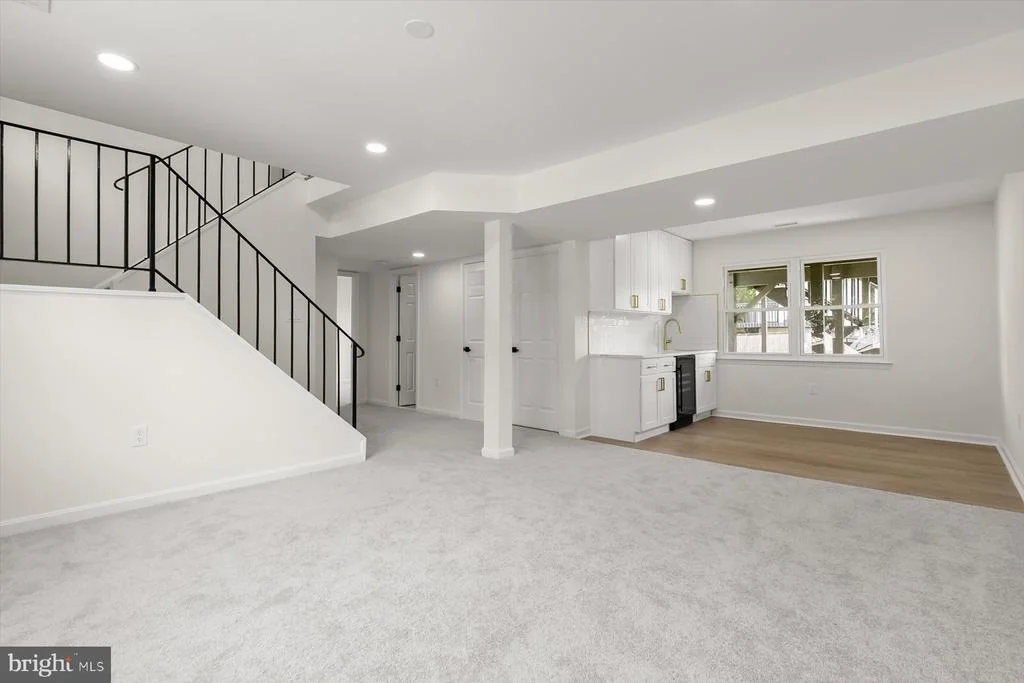 Photo of 1506 OPUS AVENUE