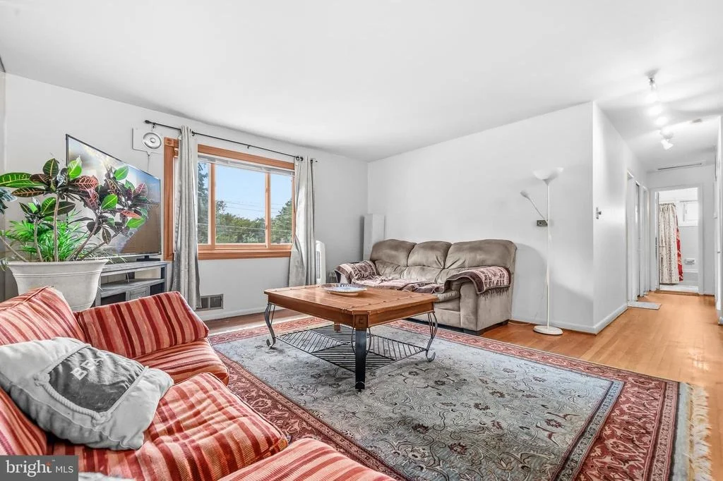 Photo of 4116 FOGEL LANE