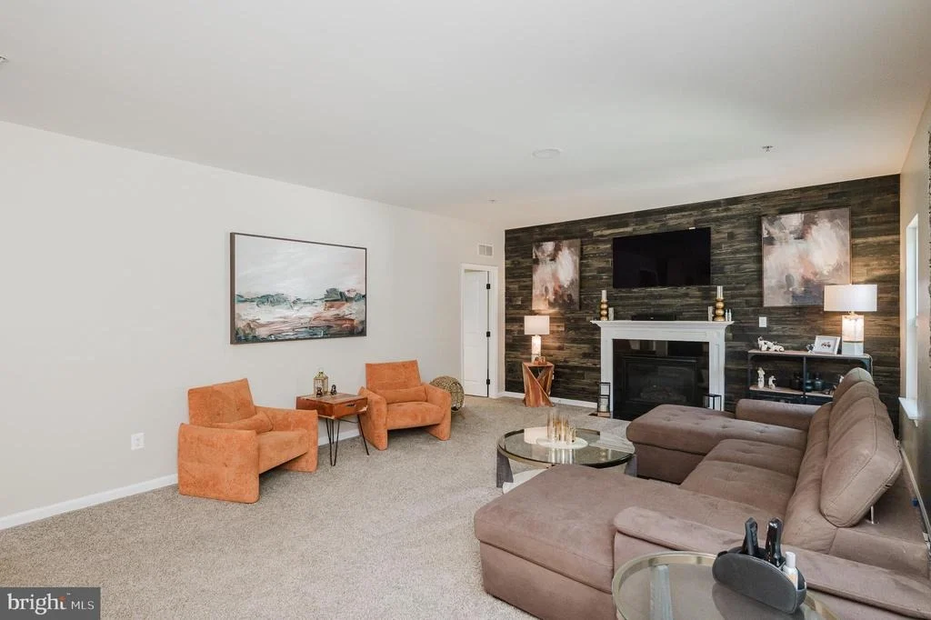 Photo of 744 FALCON LANE