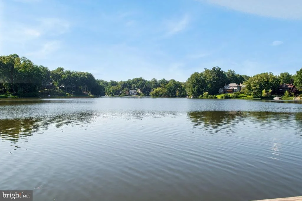Photo of 15919 FAIRWAY DRIVE