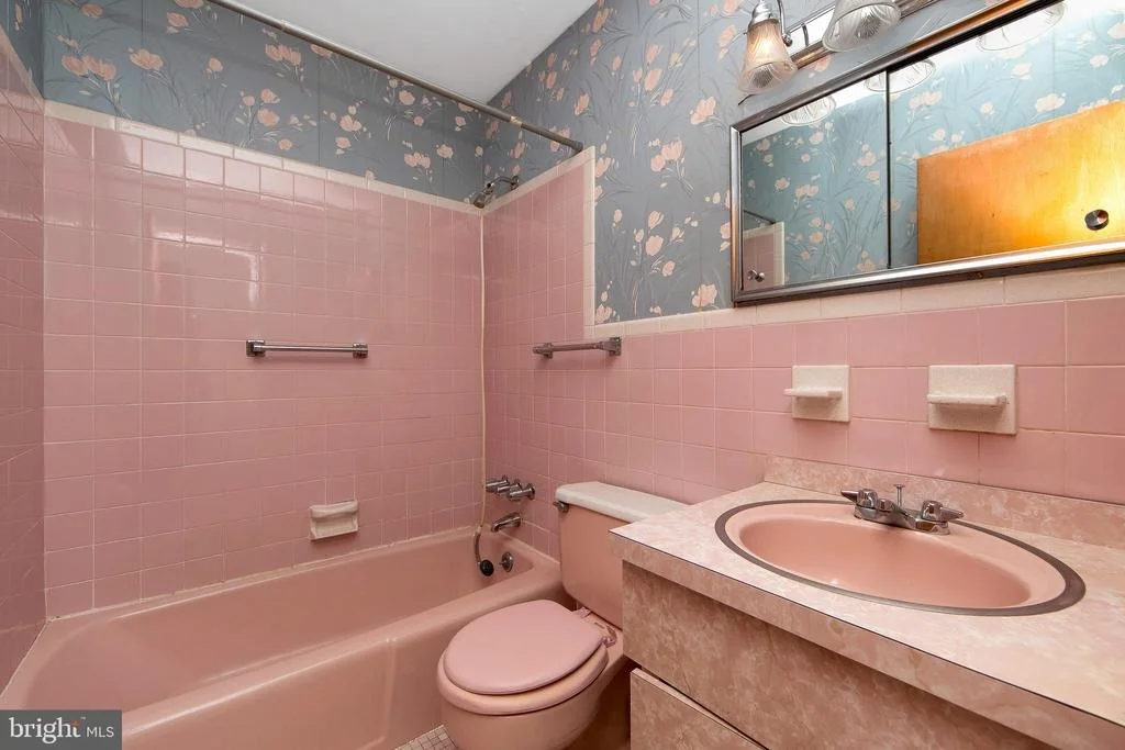 Photo of 313 KINGS HIGHWAY