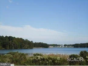 Photo of 40 WOODS RUN CIRCLE