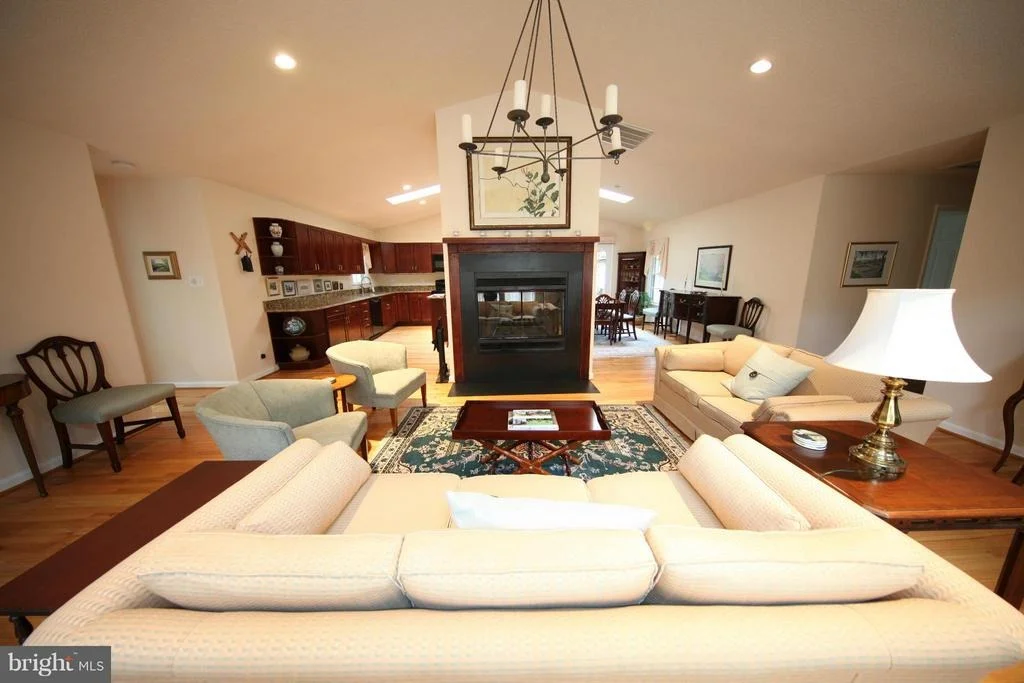 Photo of 14620 HONEYSUCKLE WAY
