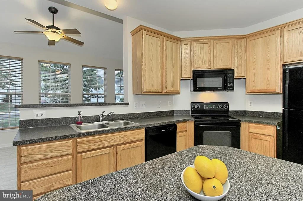 Photo of 6715 SELBOURNE LANE
