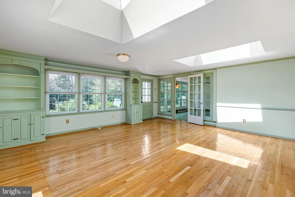 Photo of 1110 WEBSTER DRIVE