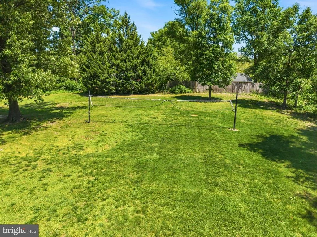 Photo of 4501 APPLE TREE DRIVE
