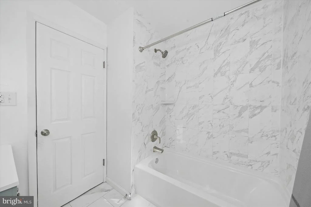 Photo of 19 SQUIRE CIRCLE