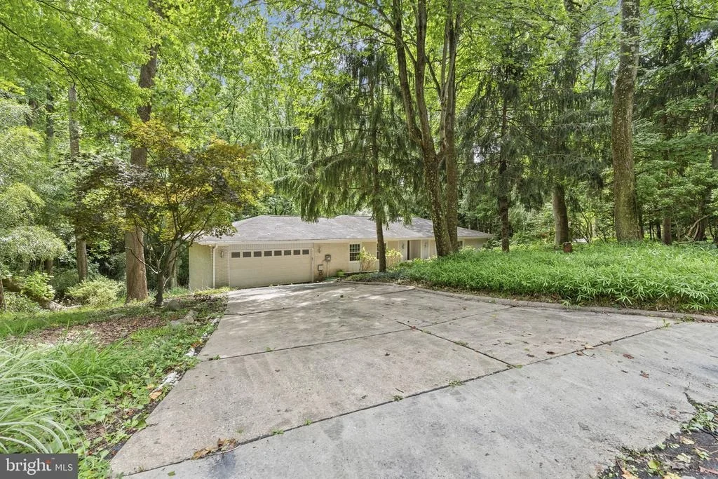 Photo of 3005 SYCAMORE COURT