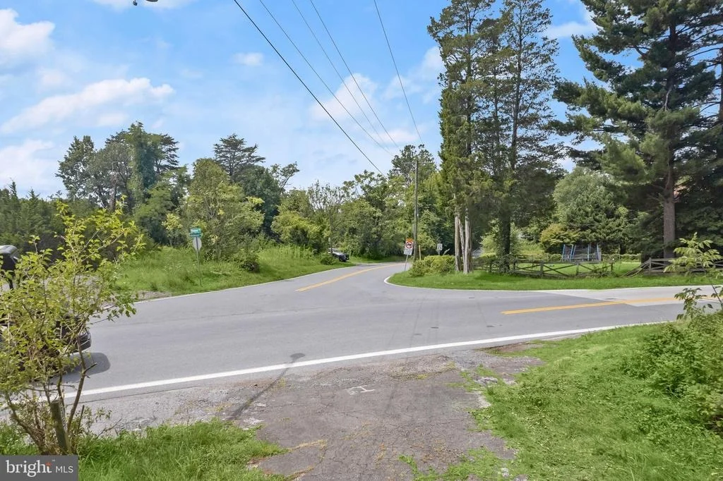 Photo of 6467 HANOVER ROAD