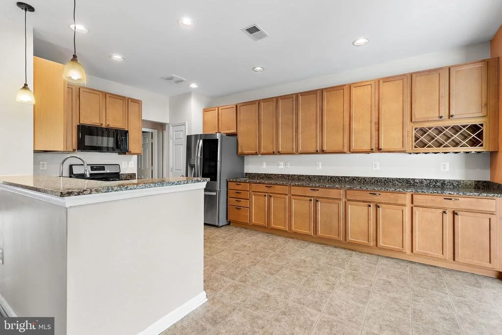 Photo of 176 SPLIT ROCK DRIVE