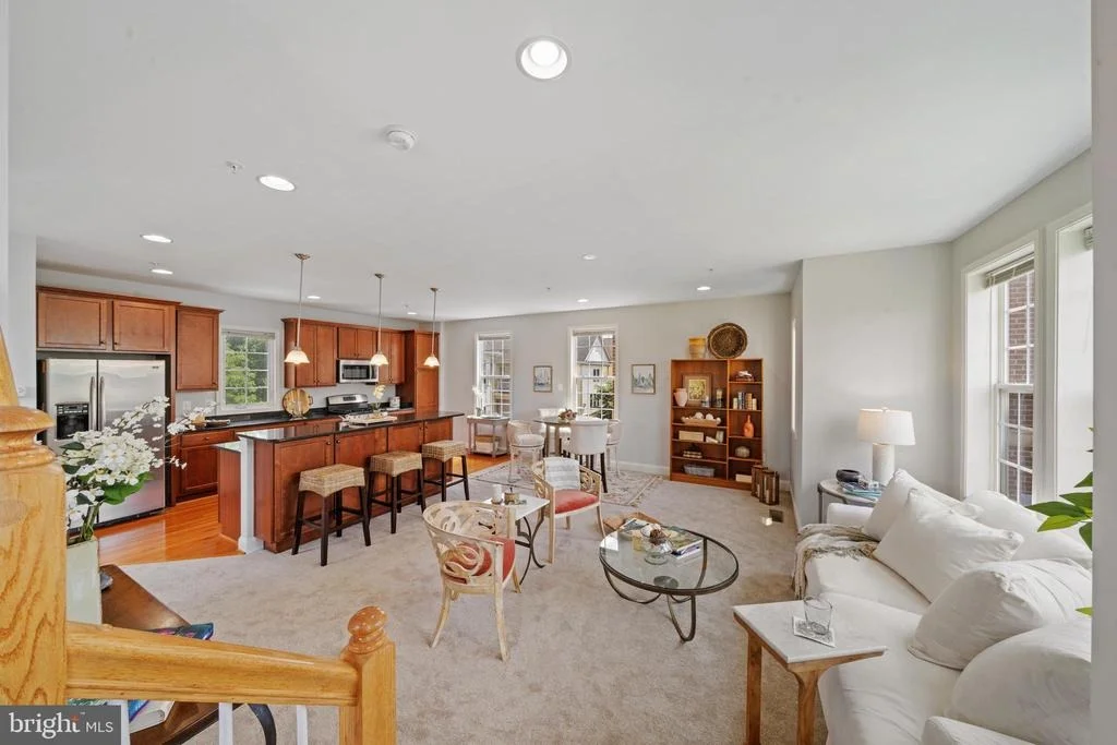 Photo of 304 PARKVIEW AVENUE