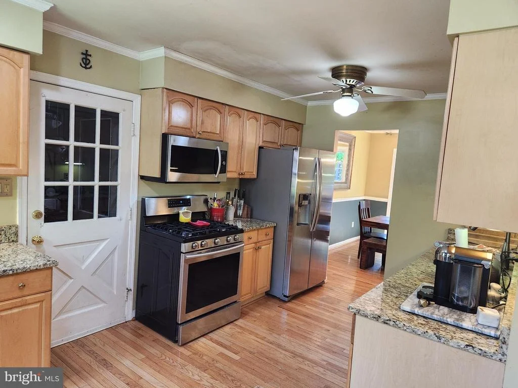 Photo of 9621 PODIUM DRIVE