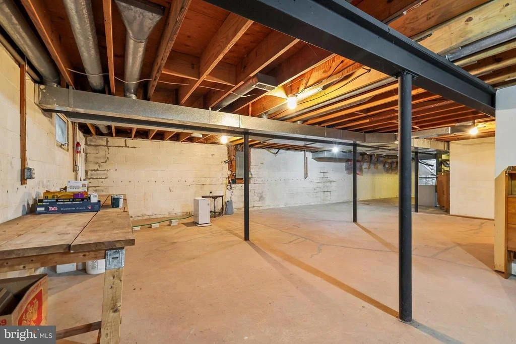 Photo of 9507 NELSON LANE