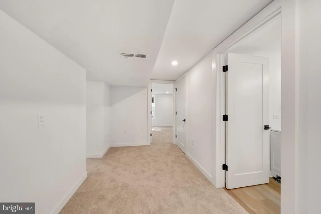 Photo of 615 TANEY AVENUE