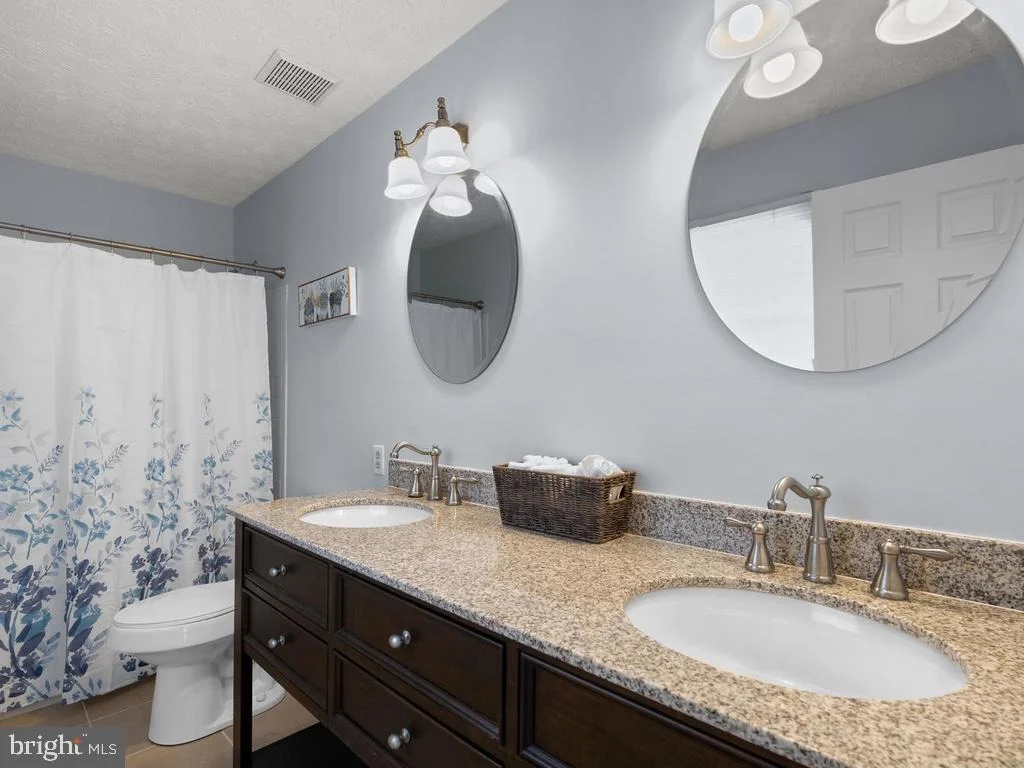 Photo of 6477 MEADOWRIDGE ROAD