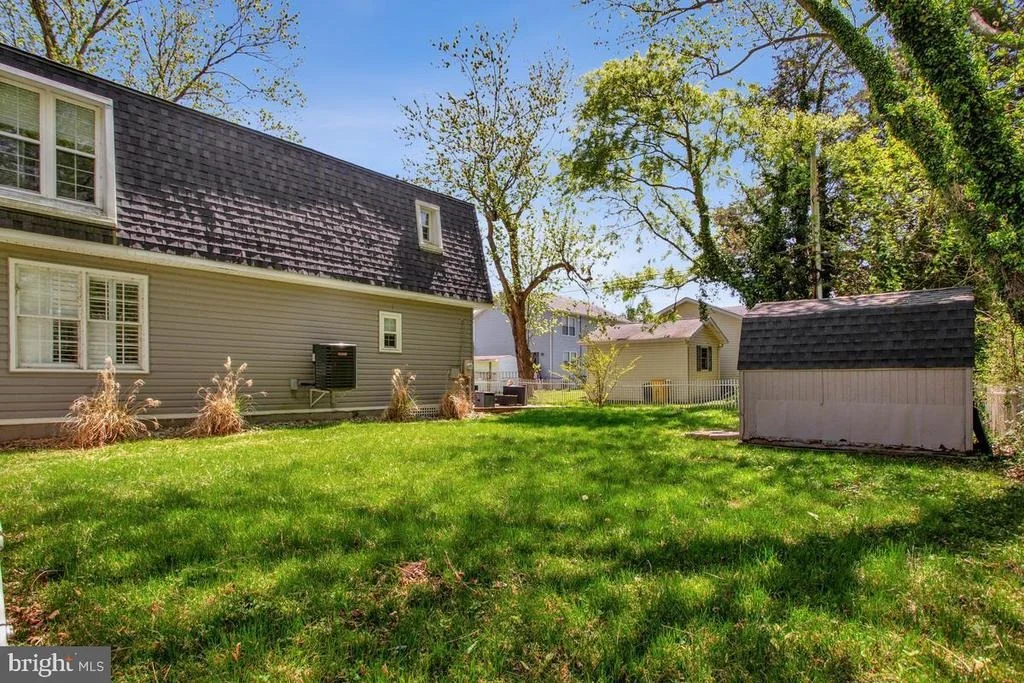 Photo of 4912 MARINERS DRIVE