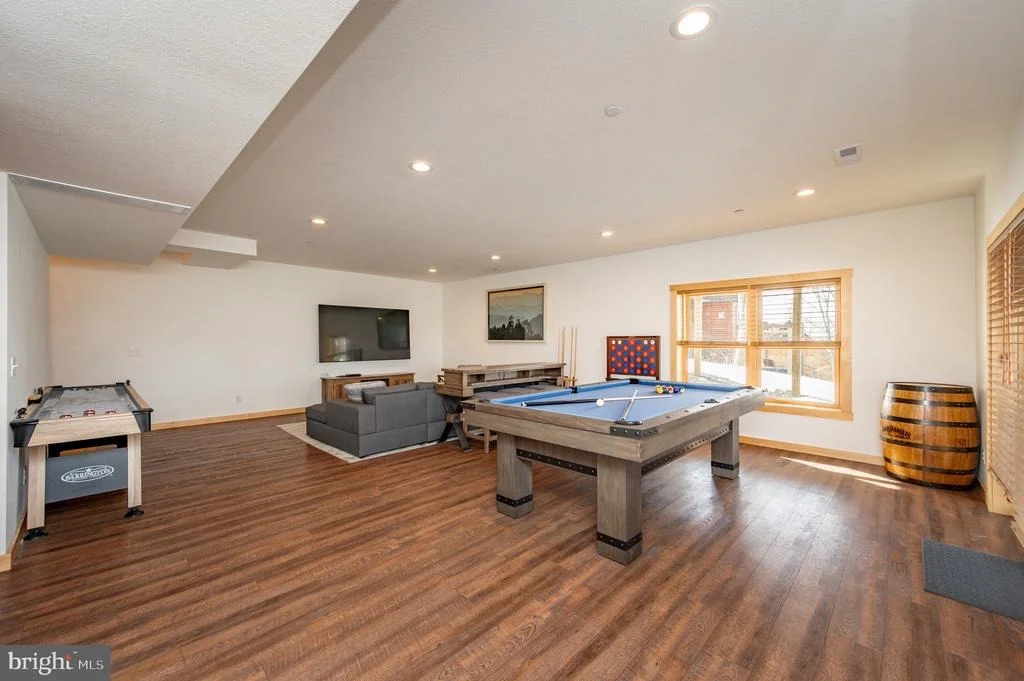 Photo of 828 N CAMP RD