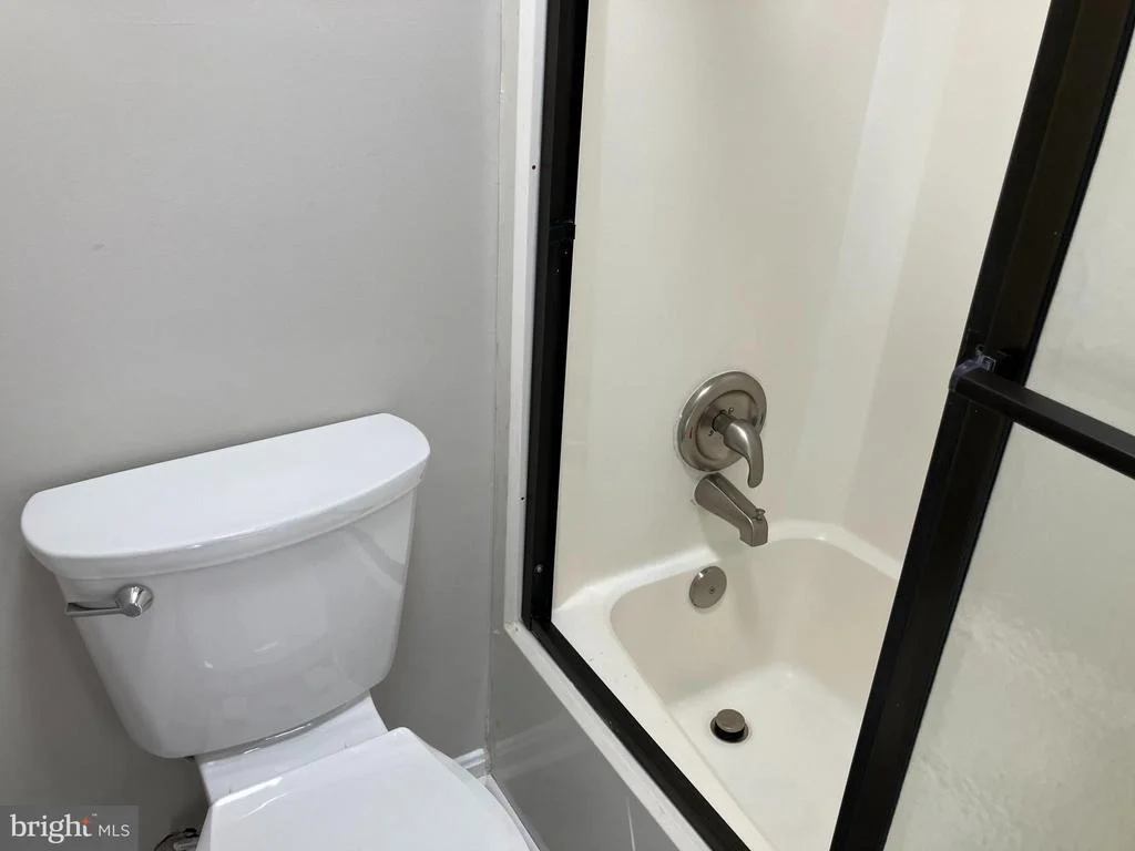 Photo of 114 BUCKINGHAM DRIVE