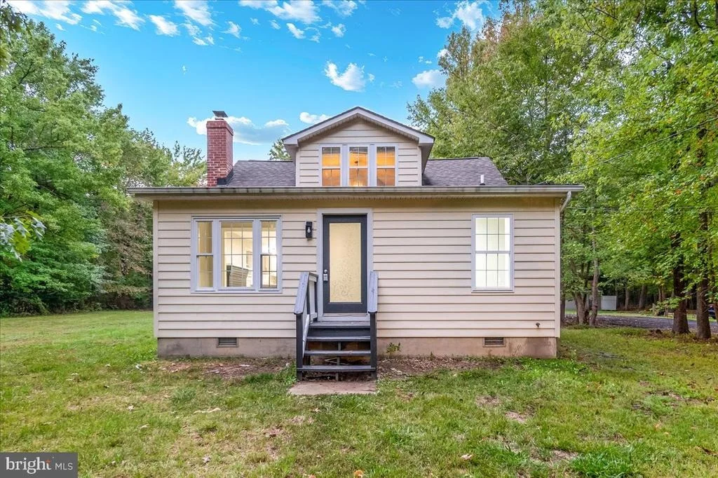 Photo of 1552 DENNIS ROAD