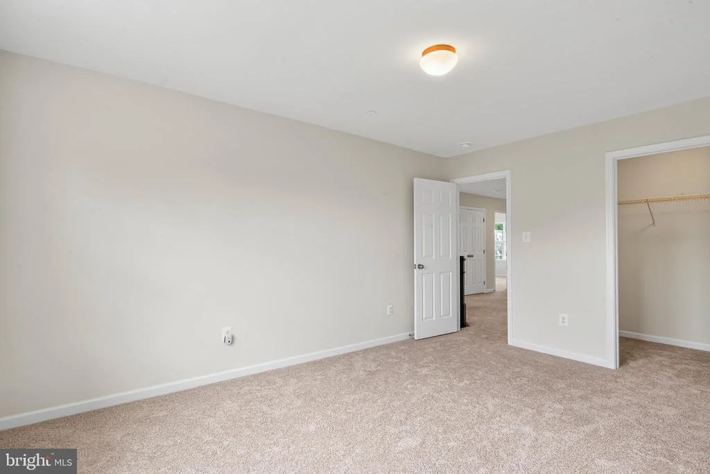 Photo of 2754 HILLFIELD DRIVE