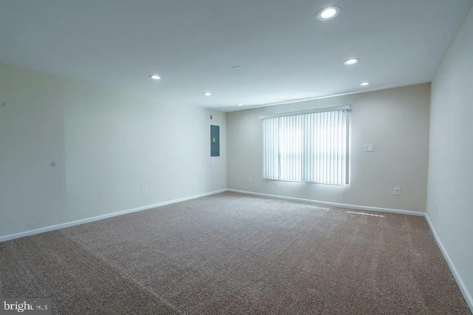 Photo of 6215 DOUGLAS CIRCLE