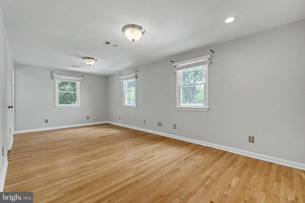 Photo of 3128 WAYNE ROAD