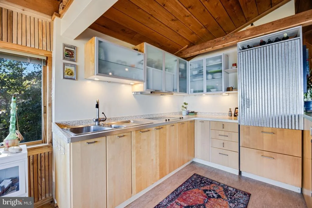Photo of 2148 CEDAR ROAD