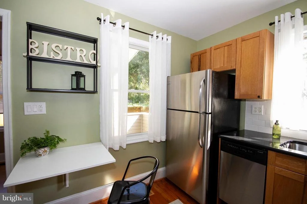 Photo of 987 PATUXENT ROAD