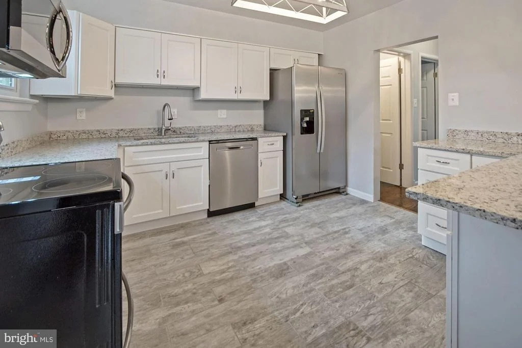 Photo of 2200 WESTVIEW DRIVE
