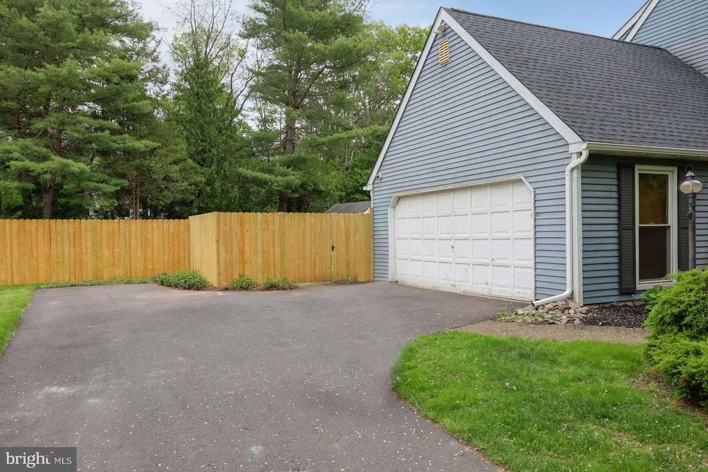 Photo of 24 RIVERVIEW DRIVE