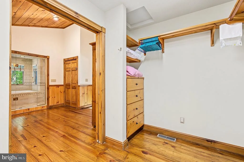 Photo of 2747 MARSH HILL ROAD