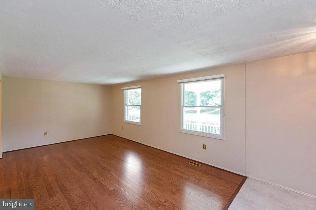 Photo of 7725 BARNSTABLE PLACE
